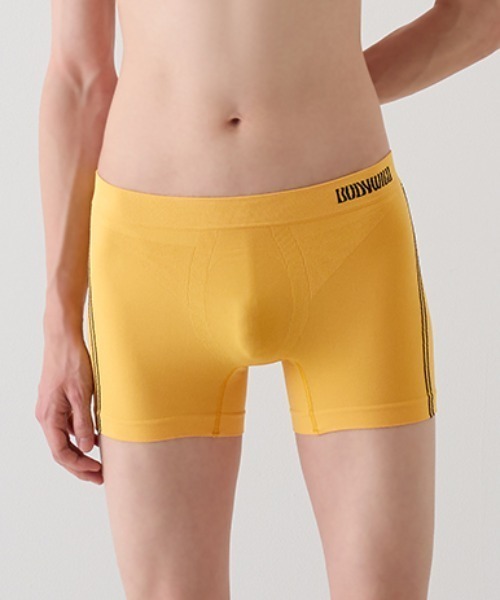 BODY WILD(ボディーワイルド)の「BODY WILD/ボディワイルド セミロングボクサーパンツ e-BOXER サイドライン柄(ボクサーパンツ・メンズ・ブラック/イエロー/ブルーグリーン/ライトグレー/レッド系その他/ダークブルー・X-LARGE/MEDIUM/LARGE)」の5枚目の写真