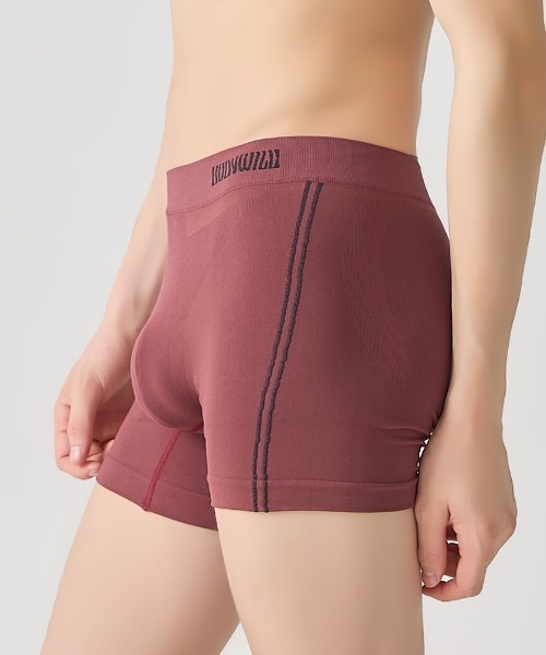 BODY WILD(ボディーワイルド)の「BODY WILD/ボディワイルド セミロングボクサーパンツ e-BOXER サイドライン柄(ボクサーパンツ・メンズ・ブラック/イエロー/ブルーグリーン/ライトグレー/レッド系その他/ダークブルー・X-LARGE/MEDIUM/LARGE)」の14枚目の写真