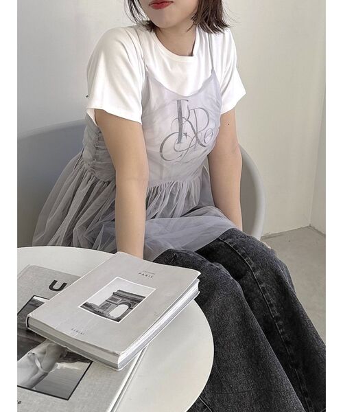 dazzlin（ダズリン）の「【WEB限定】チュールキャミトップス（キャミソール・レディース・グレー/チャコールグレー/ピンク/アイボリー・FREE）」の14枚目の写真