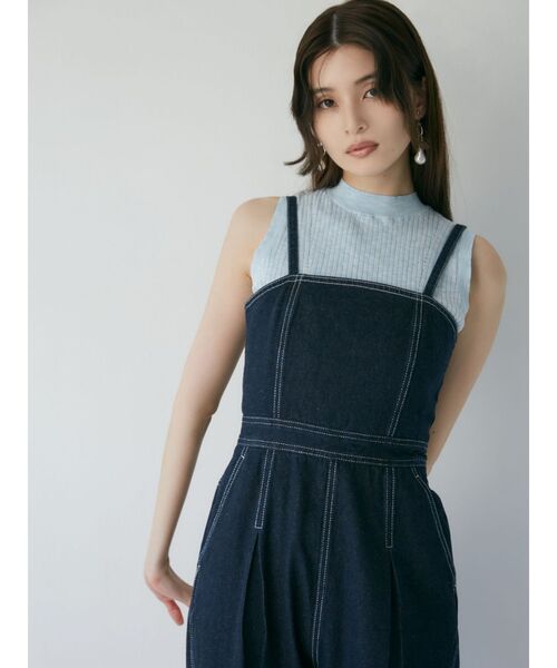 MURUA（ムルーア）の「デザインデニムロンパース（つなぎ/オールインワン・レディース・ブラック/インディゴブルー/ブルー・1/2）」の11枚目の写真