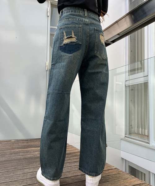 GLAMOROUS JANE（グラマラスジェーン）の「デザインポケットデニムストレートパンツ（デニムパンツ・レディース・ブルー・S/M/L）」の2枚目の写真