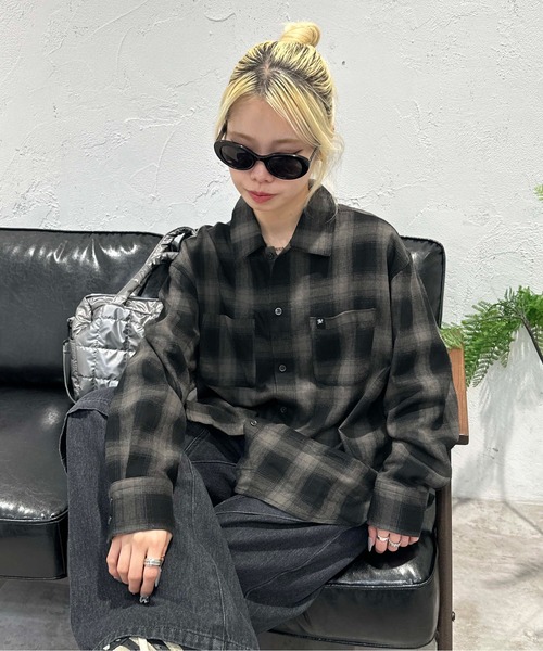 sedacle（セダクル）の「オーバーシルエットアソートシャツ（シャツ/ブラウス・メンズ・ネイビー/ブラック/オフホワイト/ブルー・SMALL/LARGE/MEDIUM）」の2枚目の写真