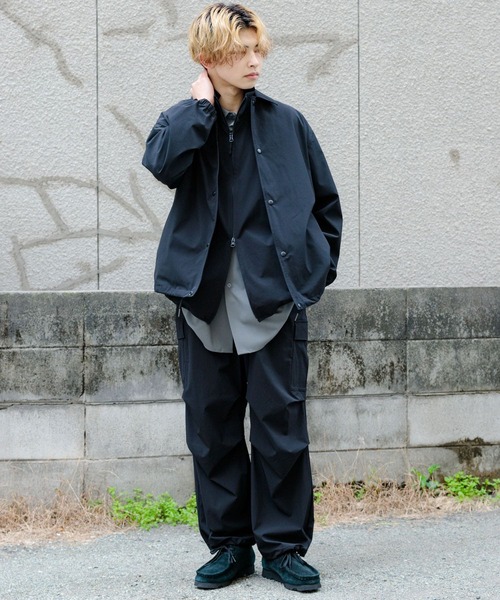Uiscel（ユイセル）の「Uiscel　リップストップコーチジャケット（ナイロンジャケット・メンズ・ブラック/チャコールグレー・LARGE/MEDIUM）」の7枚目の写真