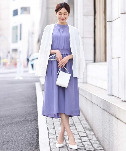 AIGNER     の洗練されたモダンなワンピースです。 AIGNER の洗練されたモダンなワンピースです。
