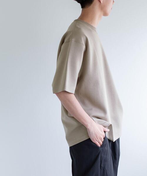 FORK&SPOON（フォークアンドスプーン）の「FORK&SPOON　ストレッチダンボールショートスリーブTシャツ（Tシャツ/カットソー・メンズ・モカ/グレー系その他/ブラック/オフホワイト/チャコールグレー・4/5）」の6枚目の写真