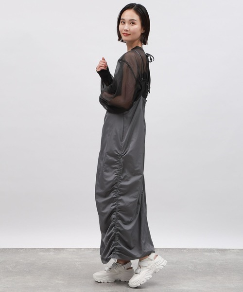 LAKOLE（ラコレ）の「2WAYオ－ガンジーブラウス / 111281（シャツ/ブラウス・レディース・ブラック/パープル/サンドグレー/グリーン・MEDIUM/SMALL）」の6枚目の写真