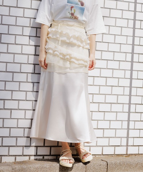 mysty woman(ミスティウーマン)の「フリルラップsetマーメイド 120995(スカート・レディース・アイボリー/ブラック・FREE)」の2枚目の写真