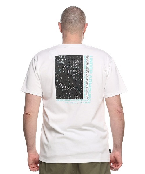 UNDER ARMOUR(アンダーアーマー)の「UNDER ARMOUR アンダーアーマー LOOSE グラフィックバックプリント クルーネック 半袖 Tシャツ(Tシャツ/カットソー・メンズ・ホワイト/ブラック・3XL/5XL/4XL)」の11枚目の写真