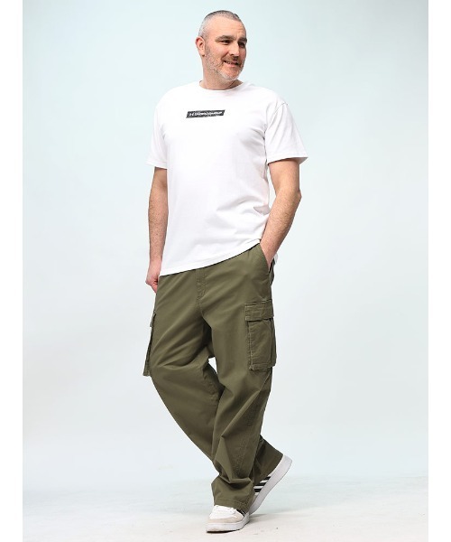 UNDER ARMOUR(アンダーアーマー)の「UNDER ARMOUR アンダーアーマー LOOSE グラフィックバックプリント クルーネック 半袖 Tシャツ(Tシャツ/カットソー・メンズ・ホワイト/ブラック・3XL/5XL/4XL)」の4枚目の写真