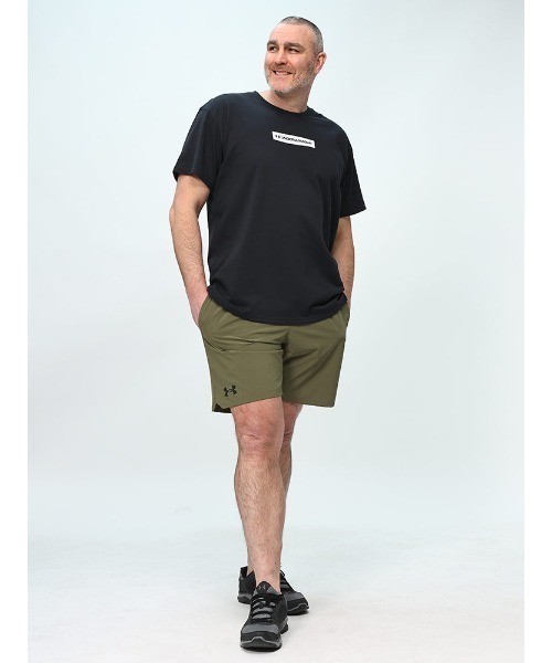 UNDER ARMOUR(アンダーアーマー)の「UNDER ARMOUR アンダーアーマー LOOSE グラフィックバックプリント クルーネック 半袖 Tシャツ(Tシャツ/カットソー・メンズ・ホワイト/ブラック・3XL/5XL/4XL)」の3枚目の写真