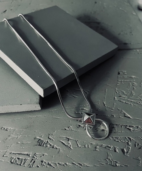 blatto（ブラット）の「【blatto 925silver】925シルバートップ　サングラスかけ　GLASSES HOLDER　ネックレス bla-necklace-00400（ネックレス・メンズ・シルバー系/シルバー系その他/シルバー系その他3/シルバー系その他5/シルバー系2/シルバー系その他2/シルバー系その他4/シルバー系その他6/シルバー系3/A/シルバー系4/シルバー系6/シルバー系9/シルバー系8/シルバー系7/シルバー系その他7/シルバー系5・ONE SIZE）」の14枚目の写真