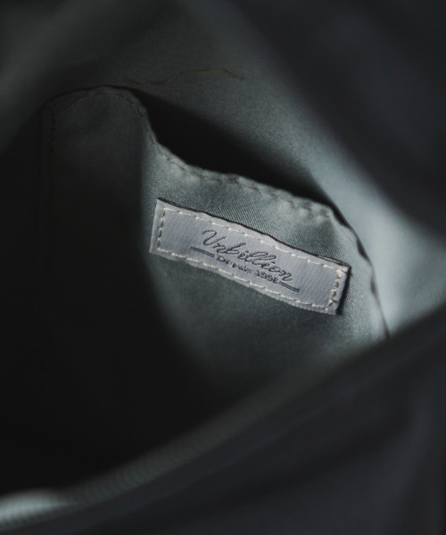 cache cache（カシュ カシュ）の「【cache cache(カシュカシュ)】ベルトポケットストリングバッグ（ボディバッグ/ウエストポーチ・レディース・ブラック/カーキ・FREE）」の11枚目の写真