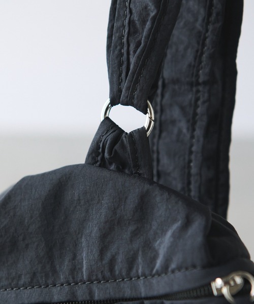 cache cache（カシュ カシュ）の「【cache cache(カシュカシュ)】ベルトポケットストリングバッグ（ボディバッグ/ウエストポーチ・レディース・ブラック/カーキ・FREE）」の7枚目の写真