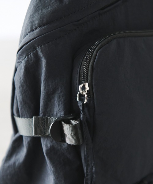 cache cache（カシュ カシュ）の「【cache cache(カシュカシュ)】ベルトポケットストリングバッグ（ボディバッグ/ウエストポーチ・レディース・ブラック/カーキ・FREE）」の9枚目の写真