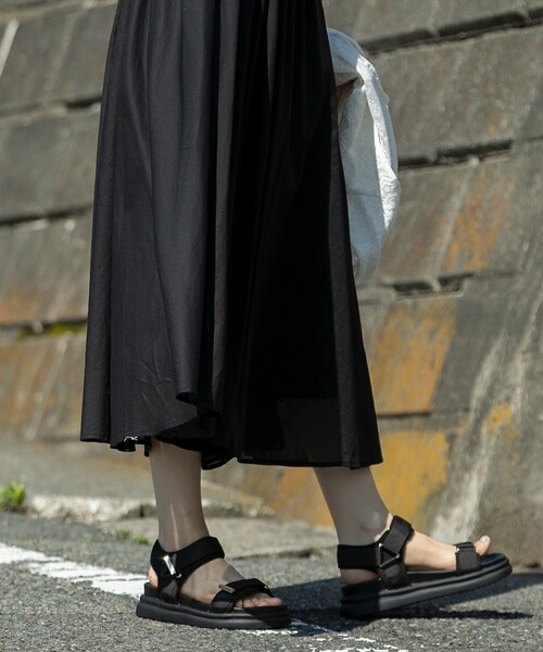 OPAQUE.CLIP（オペークドットクリップ）の「◆ボリュームソールカジュアルサンダル（サンダル・レディース・ベージュ/ブラック/グレー・03/02）」の13枚目の写真