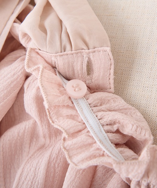 one after another NICE CLAUP(ワンアフターアナザーナイスクラップ)の「肩リボンブラウス(シャツ/ブラウス・レディース・チャコールグレー/ピンク/アイボリー/ホワイト×ブラック・FREE)」の5枚目の写真