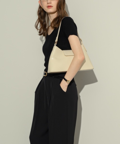 NEUNA（ヌナ）の「ベルテッドスクエアバッグ（ハンドバッグ・レディース・ブラック/アイボリー/ブラウン・FREE）」の10枚目の写真