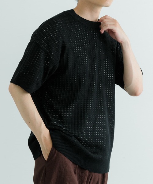 ITEMS URBANRESEARCH（アイテムズ アーバンリサーチ）の「メッシュニット クルーネック 半袖Tops（ニット/セーター・メンズ・ブラック/ホワイト・MEDIUM/LARGE）」の6枚目の写真