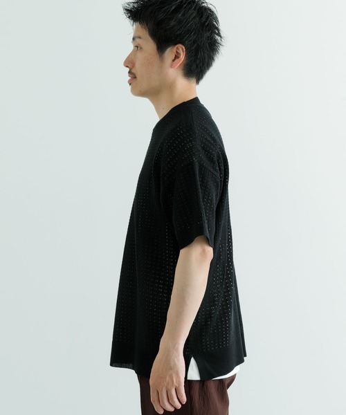 ITEMS URBANRESEARCH（アイテムズ アーバンリサーチ）の「メッシュニット クルーネック 半袖Tops（ニット/セーター・メンズ・ブラック/ホワイト・MEDIUM/LARGE）」の9枚目の写真