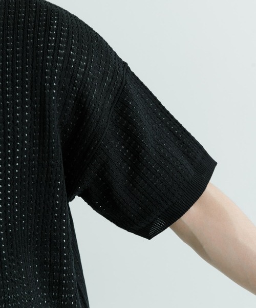 ITEMS URBANRESEARCH（アイテムズ アーバンリサーチ）の「メッシュニット クルーネック 半袖Tops（ニット/セーター・メンズ・ブラック/ホワイト・MEDIUM/LARGE）」の13枚目の写真