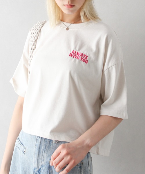 SpRay(スプレイ)の「サガラFLOWER クロップドTシャツ(Tシャツ/カットソー・レディース・ネイビー/オートミール/アイボリー/オフホワイト/チャコールグレー・FREE)」の16枚目の写真