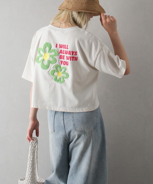 SpRay(スプレイ)の「サガラFLOWER クロップドTシャツ(Tシャツ/カットソー・レディース・ネイビー/オートミール/アイボリー/オフホワイト/チャコールグレー・FREE)」の14枚目の写真