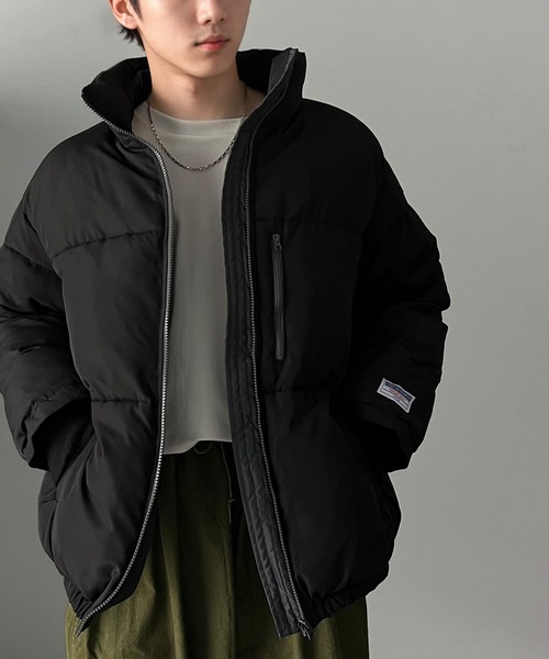 Java(ジャバ)の「《JaVa ジャバコラボ》防寒とオシャレを両立。配色ジップ×フィンガーホール中綿ブルゾン(ブルゾン・メンズ・ブラック・LARGE/MEDIUM/X-LARGE)」の4枚目の写真