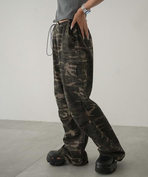 dispark（ディスパーク）の「DISPARK/カモフラワイドカーゴパンツ（カーゴパンツ・レディース・カーキ・FREE）」の12枚目の写真