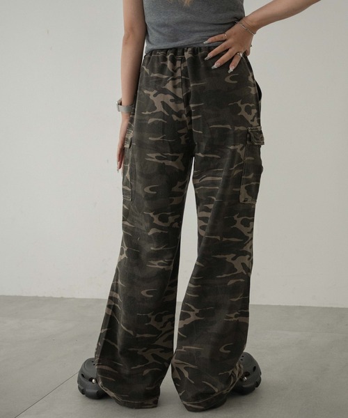 dispark（ディスパーク）の「DISPARK/カモフラワイドカーゴパンツ（カーゴパンツ・レディース・カーキ・FREE）」の6枚目の写真