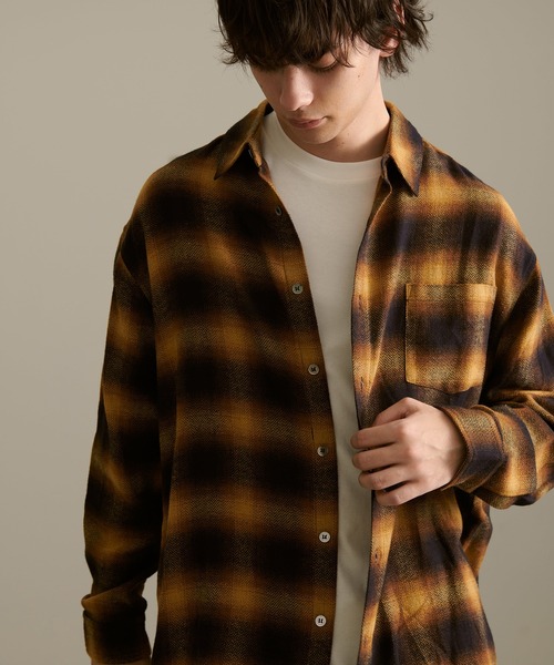 Revo.（レボ）の「Revo. オンブレチェック ルーズフィット ライトネルシャツ（シャツ/ブラウス・メンズ・ブルー/ブラック/ワイン/ブラウン・1/2）」の13枚目の写真