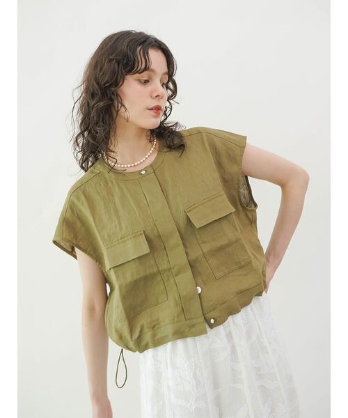 FIKA.(フィーカ)の「Linen short vest(シャツ/ブラウス・レディース・サンドベージュ/チャコール/オリーブ・MEDIUM)」の4枚目の写真