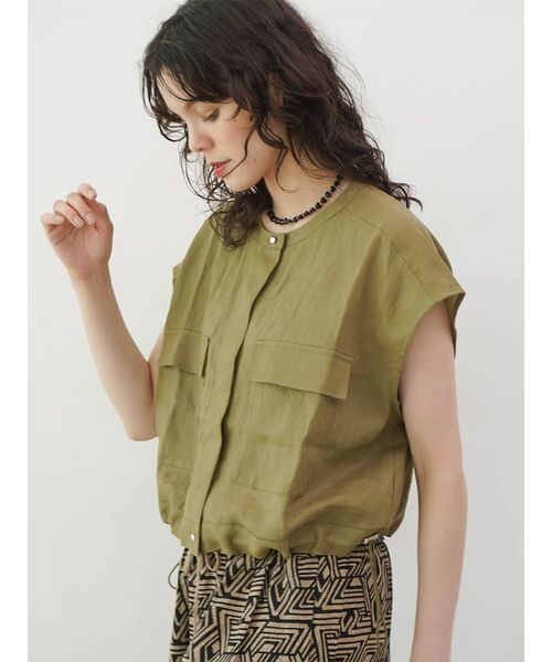 FIKA.(フィーカ)の「Linen short vest(シャツ/ブラウス・レディース・サンドベージュ/チャコール/オリーブ・MEDIUM)」の9枚目の写真