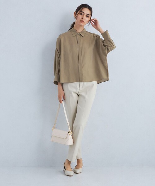 green label relaxing（グリーンレーベルリラクシング）の「シアー ドルマン ショート シャツ 2（シャツ/ブラウス・レディース・モカ/ネイビー/ダークグリーン・FREE）」の5枚目の写真