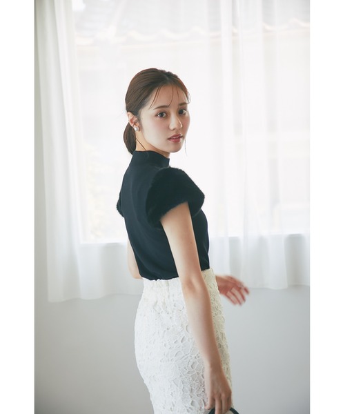 tocco closet(トッコ クローゼット)の「ファースリーブ切り替えニットプルオーバー(ニット/セーター・レディース・ピンク/アイボリー/ブラック・M)」の8枚目の写真