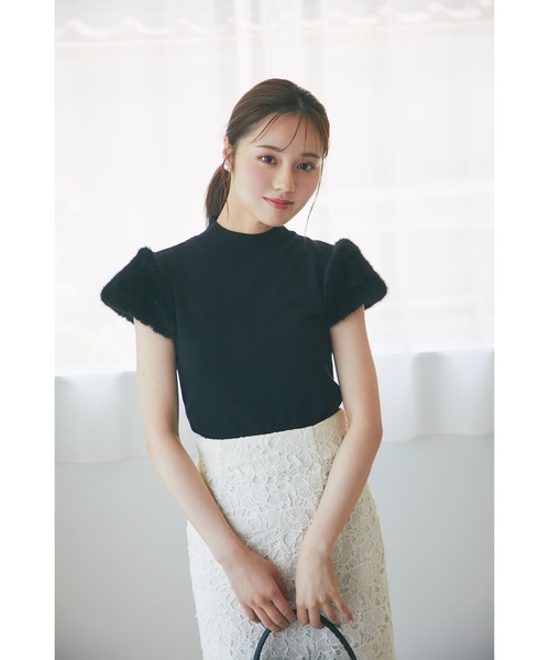 tocco closet(トッコ クローゼット)の「ファースリーブ切り替えニットプルオーバー(ニット/セーター・レディース・ピンク/アイボリー/ブラック・M)」の5枚目の写真