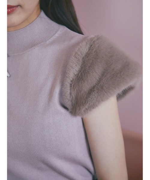 tocco closet(トッコ クローゼット)の「ファースリーブ切り替えニットプルオーバー(ニット/セーター・レディース・ピンク/アイボリー/ブラック・M)」の15枚目の写真