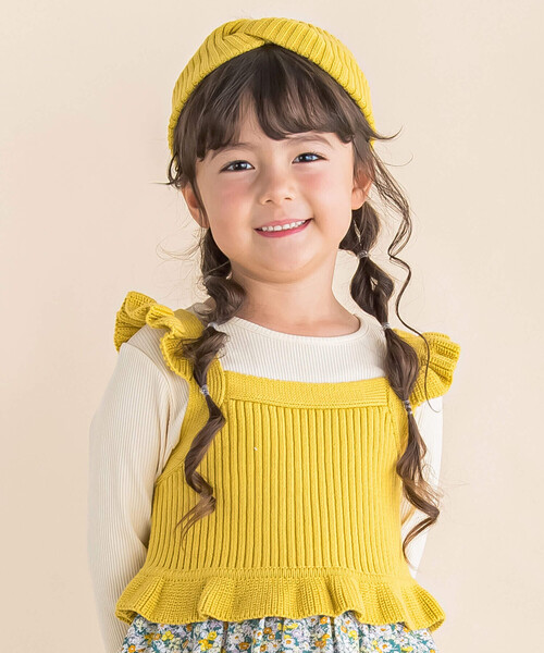Noeil aime BeBe(ノイユエイムベベ)の「ヘアバンド付ニットベスト(90~130cm)(ベスト・キッズ・イエロー/ピンク・90cm/100cm/110cm/120cm/130cm)」の2枚目の写真