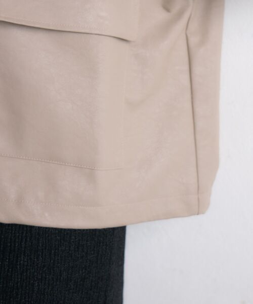 RETRO GIRL(レトロガール)の「裾ドロストFレザーJK(その他アウター・レディース・ライトグレー/ブラウン/ブラック・FREE)」の7枚目の写真