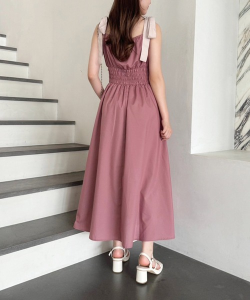 one after another NICE CLAUP（ワンアフターアナザーナイスクラップ）の「【WEB限定商品】リボンシャーリングキャミワンピース（ワンピース・レディース・ベージュ系その他/ブラック/ブラウン系その他/ピンク系その他・SMALL/MEDIUM）」の17枚目の写真