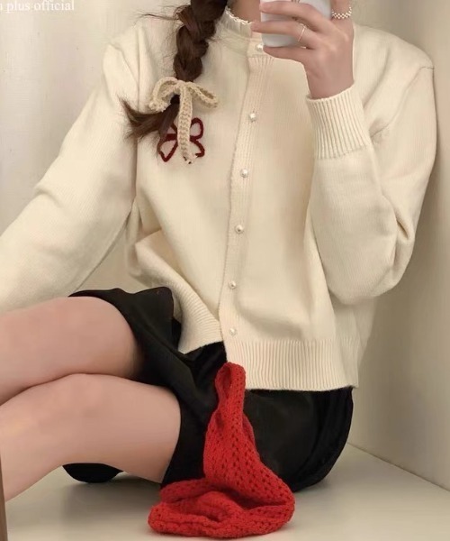 Achic（アシック）の「フロントリボン刺しゅうニットカーディガン（カーディガン/ボレロ・レディース・グレー/ピンク/レッド/アイボリー・M）」の18枚目の写真