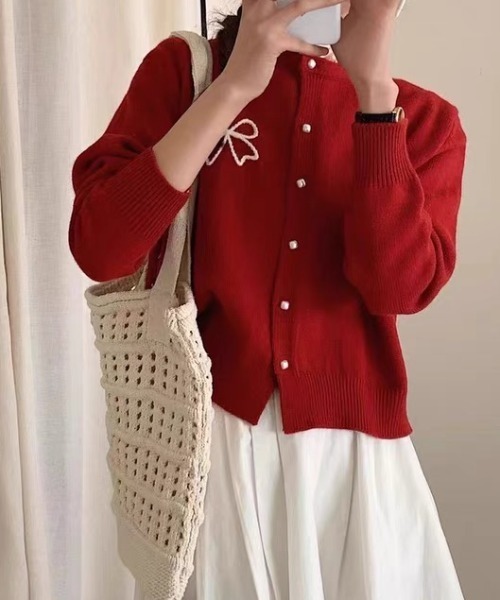 Achic（アシック）の「フロントリボン刺しゅうニットカーディガン（カーディガン/ボレロ・レディース・グレー/ピンク/レッド/アイボリー・M）」の8枚目の写真