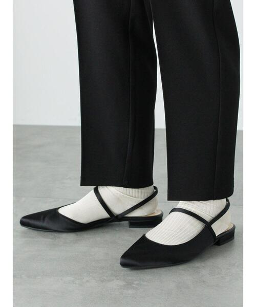 Lugnoncure（ルノンキュール）の「ポインテッドトゥスリングバッグシューズ（パンプス・レディース・ブラック/ブラウン/オフホワイト・L/M）」の2枚目の写真