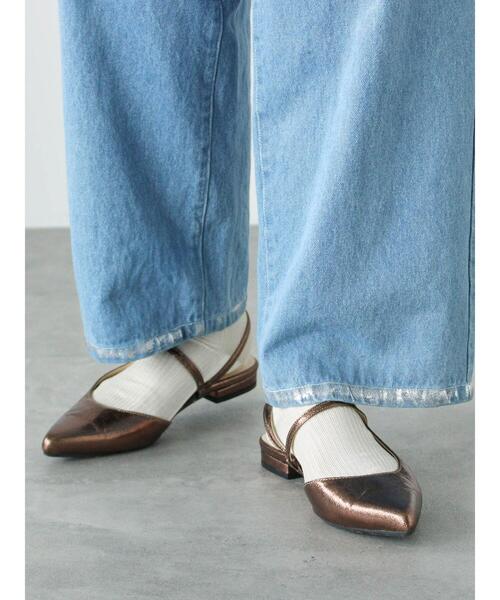 Lugnoncure（ルノンキュール）の「ポインテッドトゥスリングバッグシューズ（パンプス・レディース・ブラック/ブラウン/オフホワイト・L/M）」の4枚目の写真