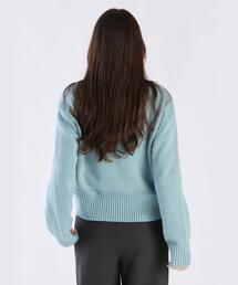 To b. by agnes b.（トゥービーバイアニエスベー）の「WW30 PULLOVER