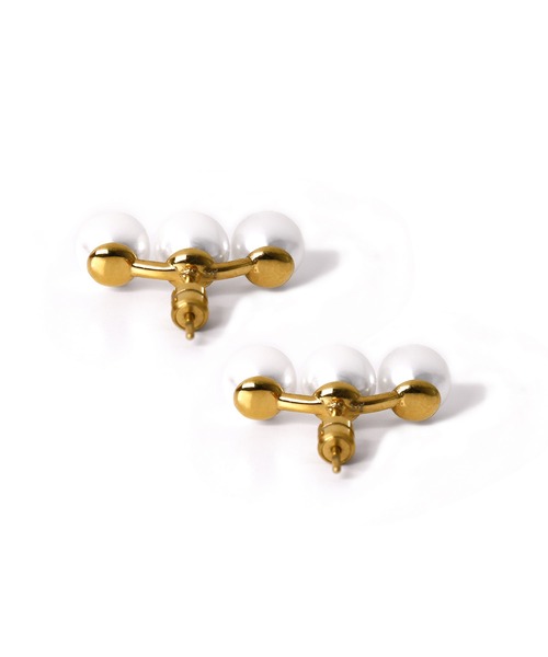 LHME(エルエイチエムイー)の「【WEB限定】“MELLOW”ラインパールピアス/3粒/サージカルステンレス(金属アレルギー対応)【LHME / エルエイチエムイー】(ピアス(両耳用)・レディース・ゴールド・ONE SIZE)」の19枚目の写真