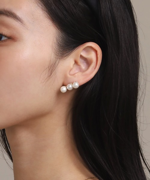 LHME(エルエイチエムイー)の「【WEB限定】“MELLOW”ラインパールピアス/3粒/サージカルステンレス(金属アレルギー対応)【LHME / エルエイチエムイー】(ピアス(両耳用)・レディース・ゴールド・ONE SIZE)」の16枚目の写真