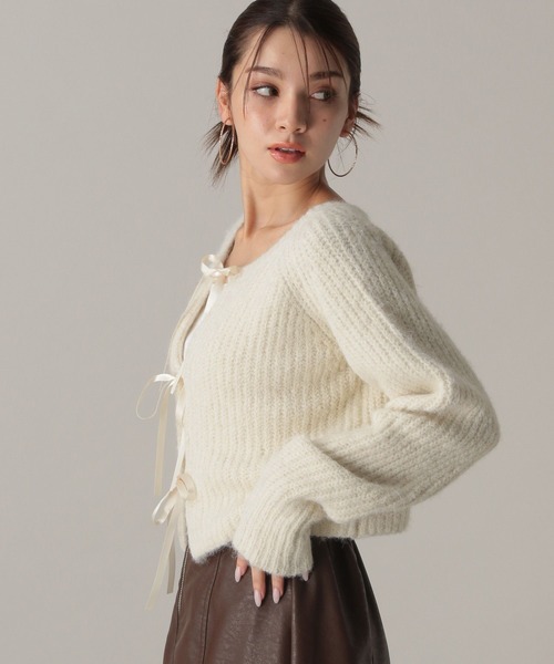 FOREVER 21（フォーエバー トゥエンティーワン）の「【2024FW】2WAYフロントリボンニットカーデ（カーディガン/ボレロ・レディース・ピンク/グレー/ナチュラル・FREE）」の21枚目の写真