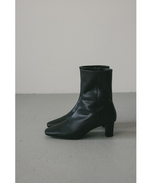 STYLEMIXER（スタイルミキサー）の「スクエアトゥミドルブーツ（ブーツ・レディース・ブラック/ベージュ・SMALL/MEDIUM/LARGE/LL）」の3枚目の写真