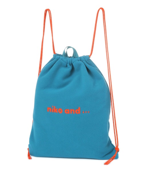 niko and...（ニコアンド）の「オリジナルニコロゴフリースナップサック（バックパック/リュック・レディース・ブルー/グレー/ホワイト・0）」の3枚目の写真