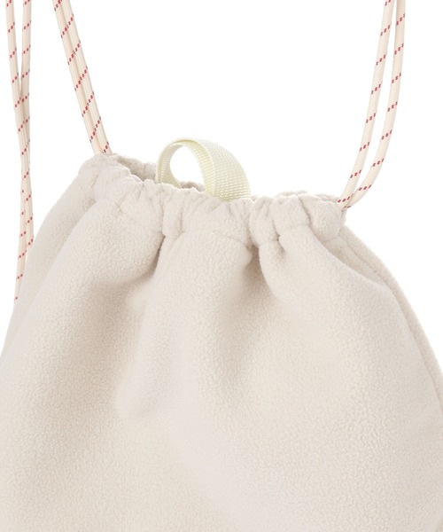 niko and...（ニコアンド）の「オリジナルニコロゴフリースナップサック（バックパック/リュック・レディース・ブルー/グレー/ホワイト・0）」の7枚目の写真